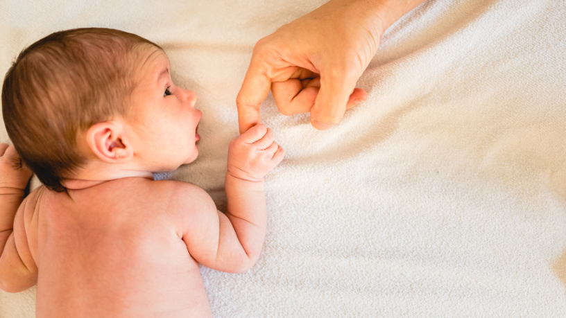 Descubra como a cirurgia intrauterina pode mudar a vida de bebês com mielomeningocele, oferecendo novas perspectivas desde o diagnóstico da espinha bífida.