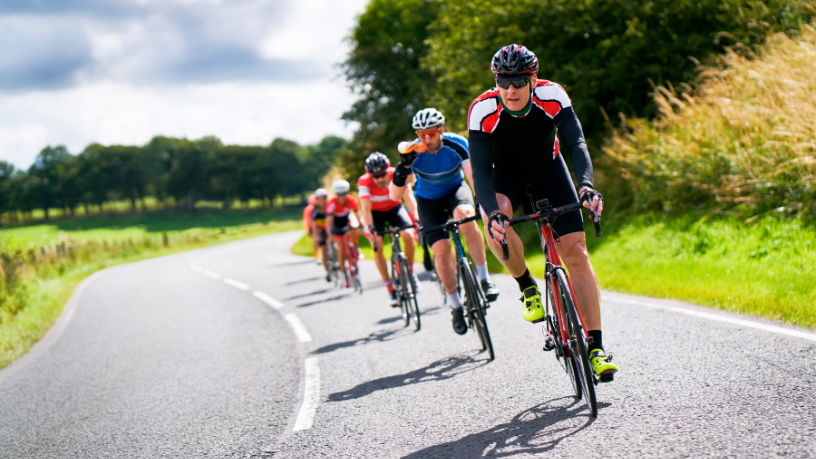 Gustavo Luíz Guilherme Pinto destaca como o ciclismo promove saúde, resistência e integração com a natureza.