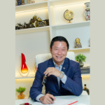Dr. Milton Seigi Hayashi mostra como a cirurgia plástica moderna valoriza a individualidade e a diversidade corporal.