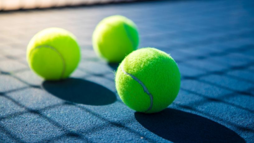 Teciomar Ábila ensina como unir força e precisão para dominar o saque em cada ponto.